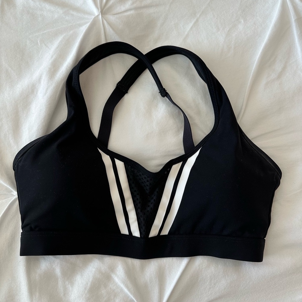 Sarah’s Day x White Fox Dominate Sports Bra